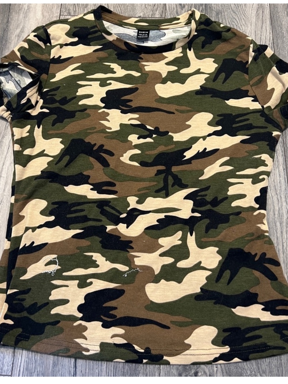 Bundle of 6 tops - Picture 6 of 7
